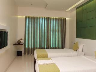 Rose Valley Orbit Hotel Силигури Экстерьер фото